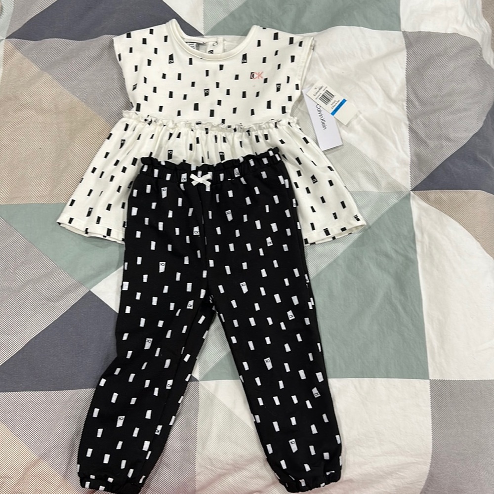 Calvin Klein 2 piece set